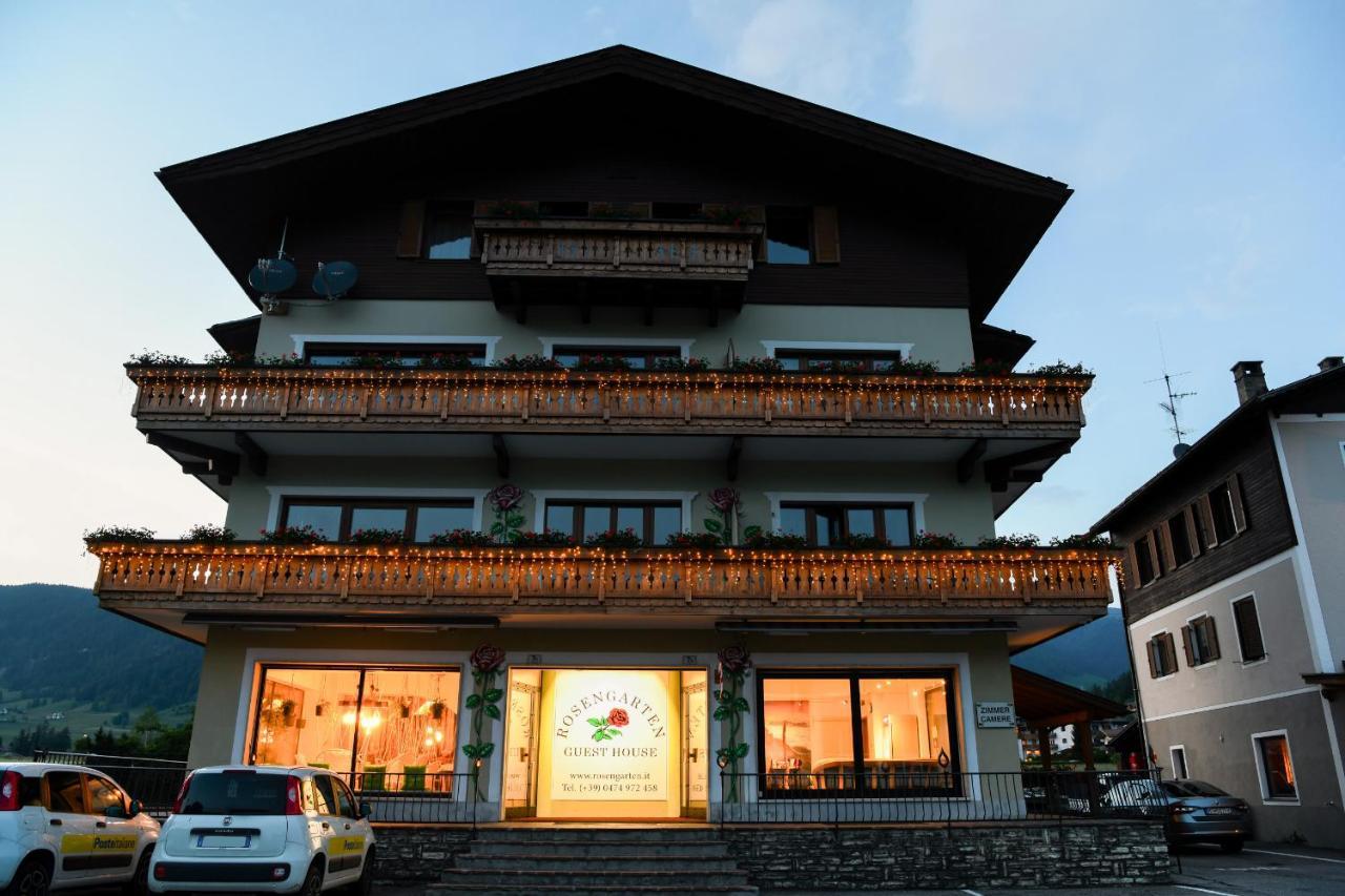 Guesthouse Rosengarten 도비아코 외부 사진